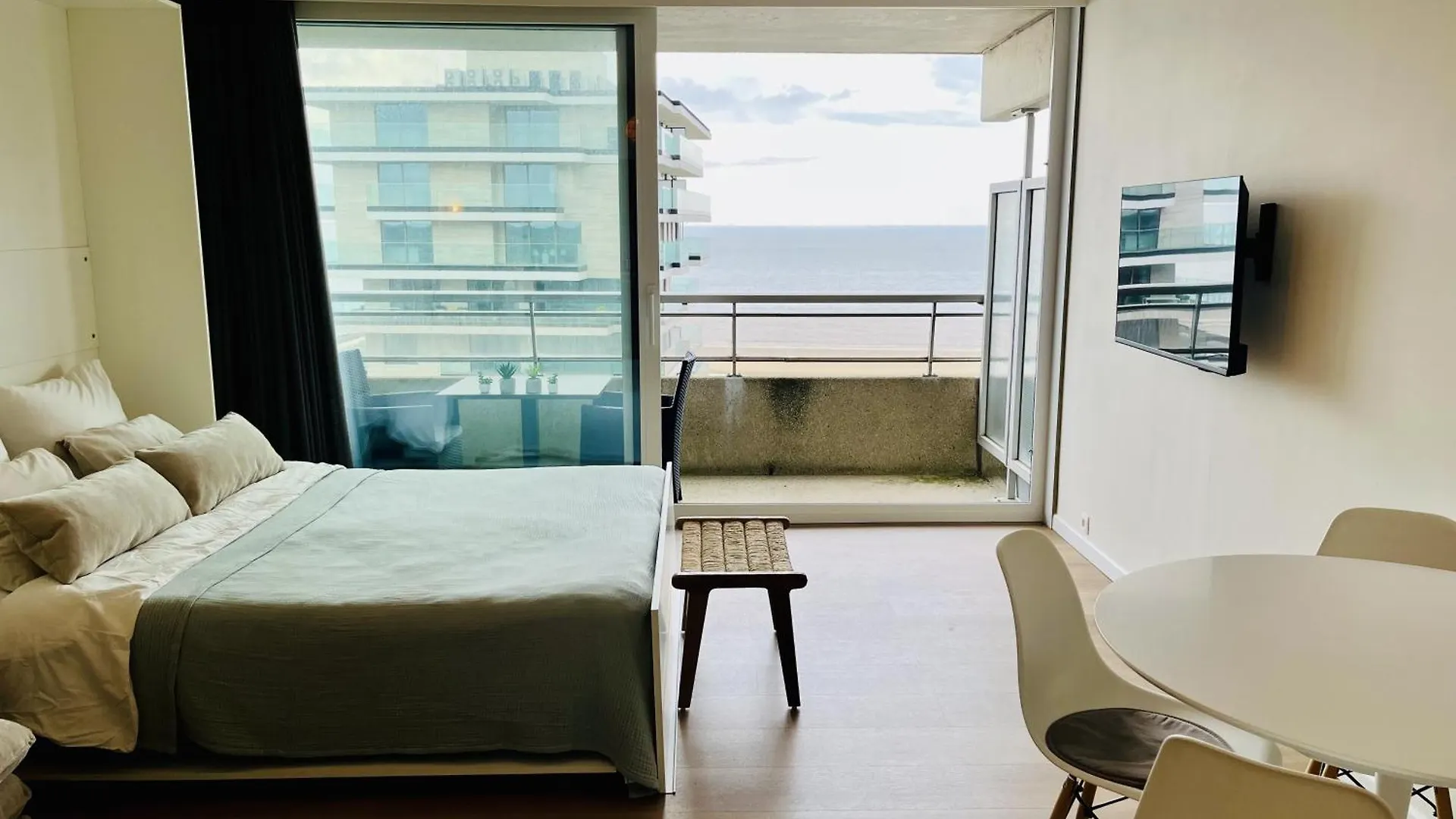 Zen Seaview Studio Apartment Ostend
