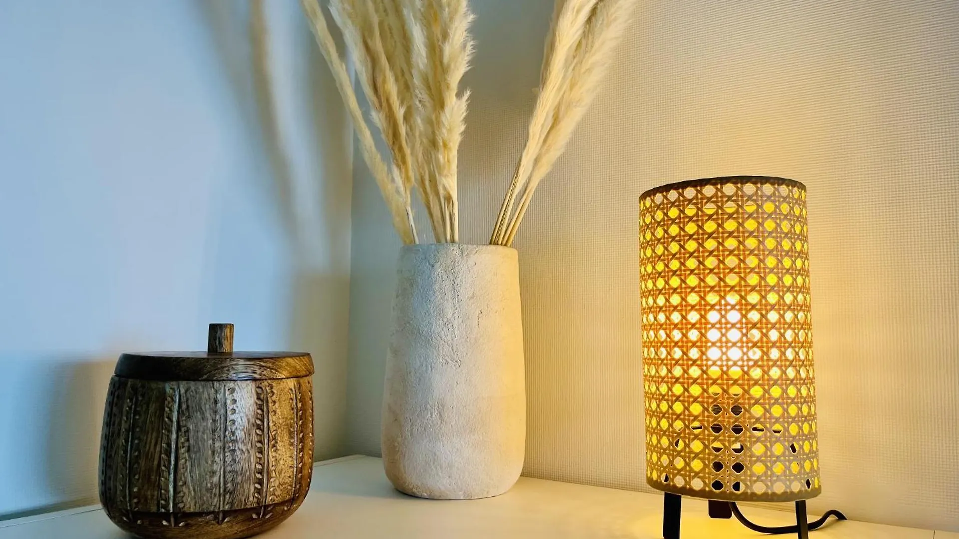 Zen Seaview Studio Apartment 奥斯滕德